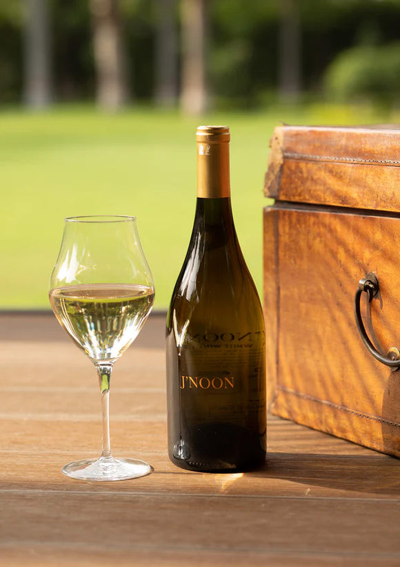 J’Noon White from Fratelli Vineyards - 13.5% ABV Chardonnay Sauvignon Blanc