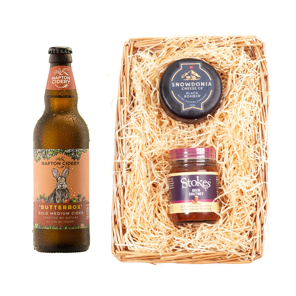 Napton Cider Wicker Tray | Twelve Green Bottles Wine