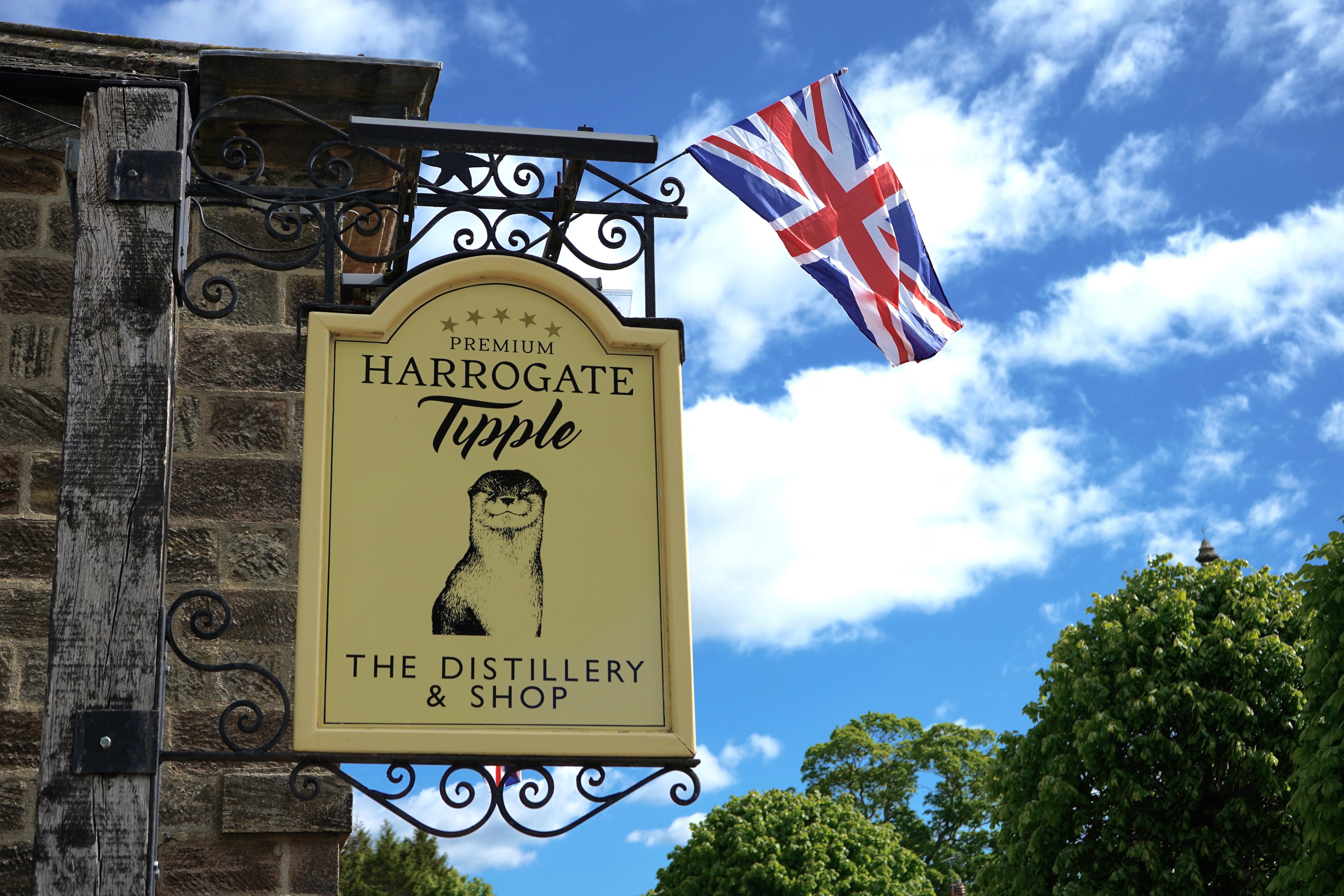 Handcrafted Premium Gooseberry Gin by Harrogate Tipple 43% 50cl
