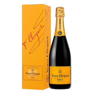 Veuve Clicquot Ponsardin Yellow Label Brut Champagne in Gift Box